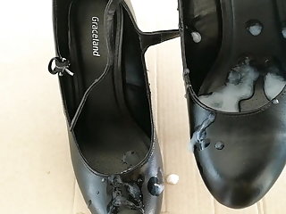 Cum inside new shoe my co. worker :)
