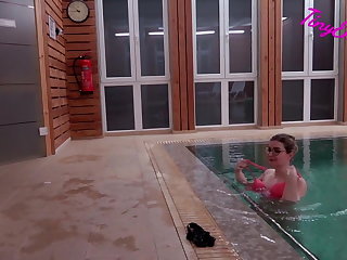 Nudisti German   By Lifeguard - Blowjob In Swimming Pool
